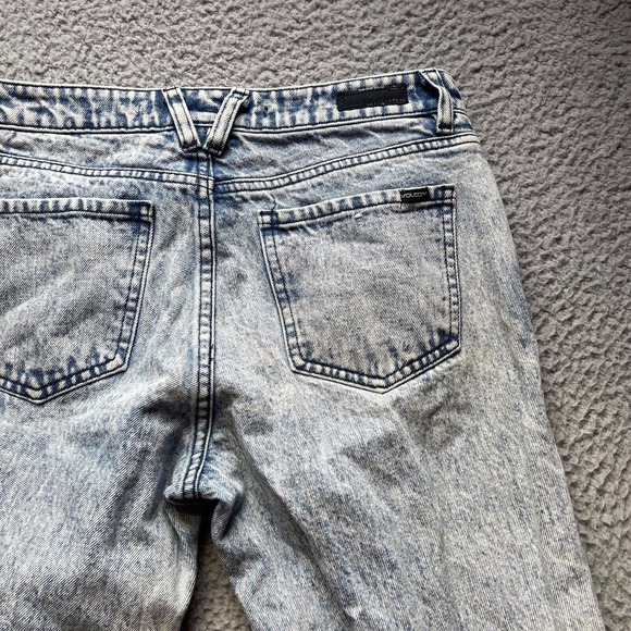 Volcom Jeans Womens Size 27 Blue Acid Wash Straight Leg Ankle Zip - Picture 9 of 12